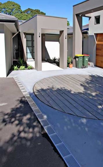 ALGLS-Series-Aluminium-Grate-Residential-Driveway-Application